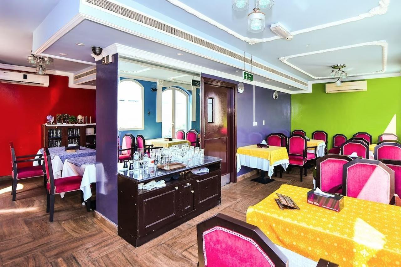 Marina Hotel Mutrah Luaran gambar