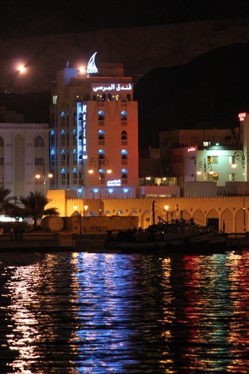Marina Hotel Mutrah Luaran gambar